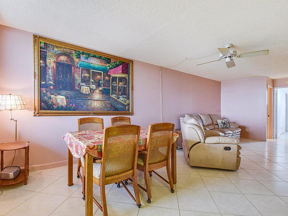 4th image of 104 Paradise Harbour Blvd APT 511