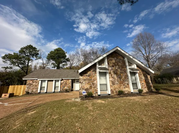 6034 Tall Willow Dr, Memphis, TN 38141
