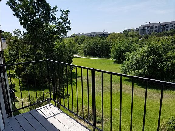 4th image of 12166 Metric Blvd APT 382