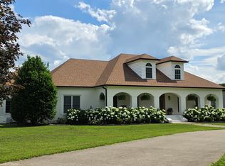 960 Old Mack Rd, Clarksville, TN 37040