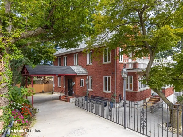 363 Howard Ave, Staten Island, NY 10301