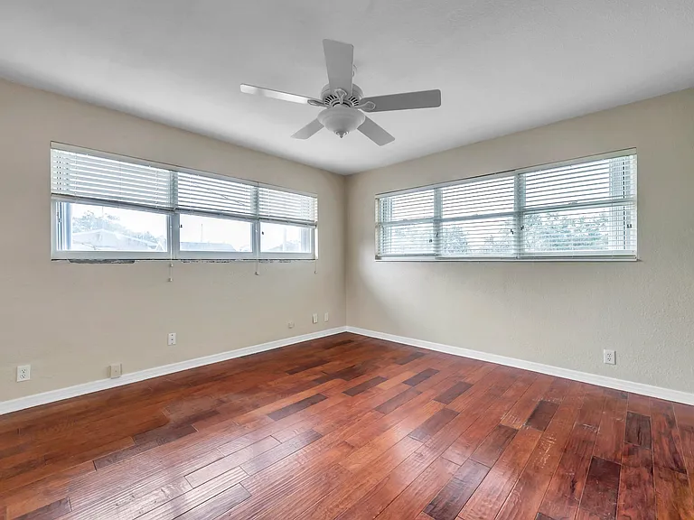 5637 Central Ave #1/2 — Photo 5
