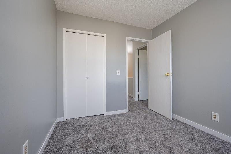 Calgary Townhouse for rent - 3 Bedrooms — photo 19
