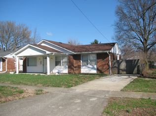5402 Revere Dr, Louisville, KY 40218