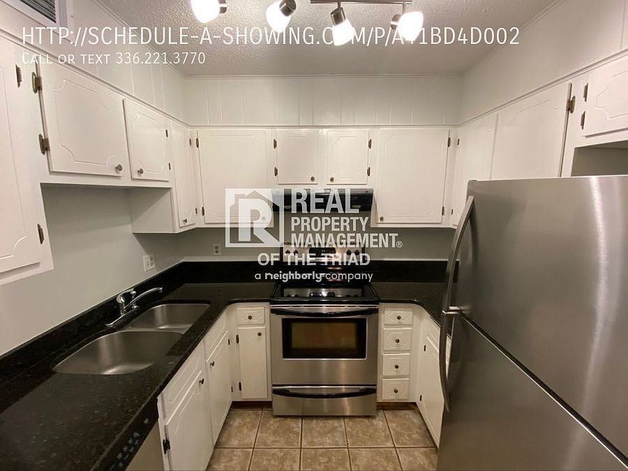 1st image of 4610A Lawndale Dr