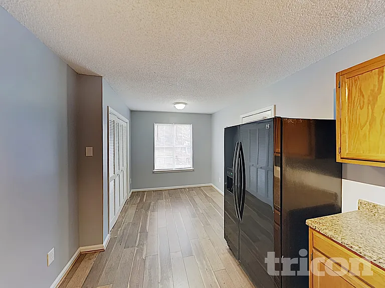 430 Forest Grove Cir — Photo 7