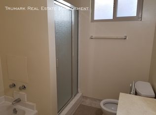 301 N Cedar St #15, Glendale, CA 91206