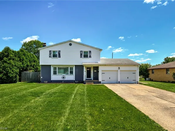 2493 Birchwood Dr, Youngstown, OH 44515
