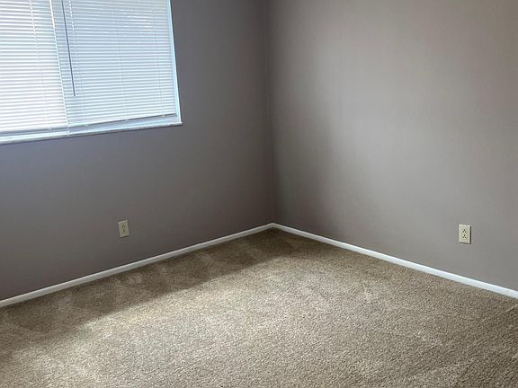 3rd image of 4240 La Salette Dr APT 2-C