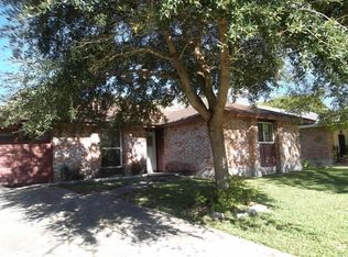 3508 Flamingo Dr, Victoria, TX 77901