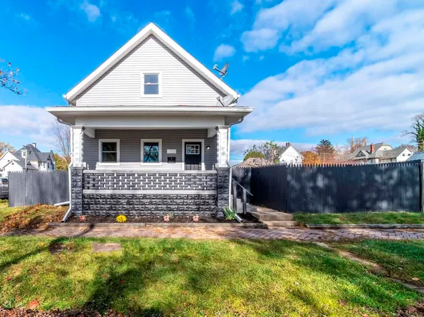 134 W 2nd St, Peru, IN 46970