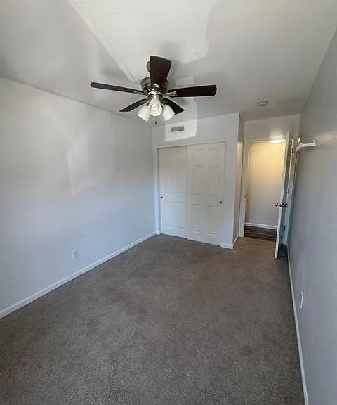 1943 Greenpoint Dr #302 — Photo 17