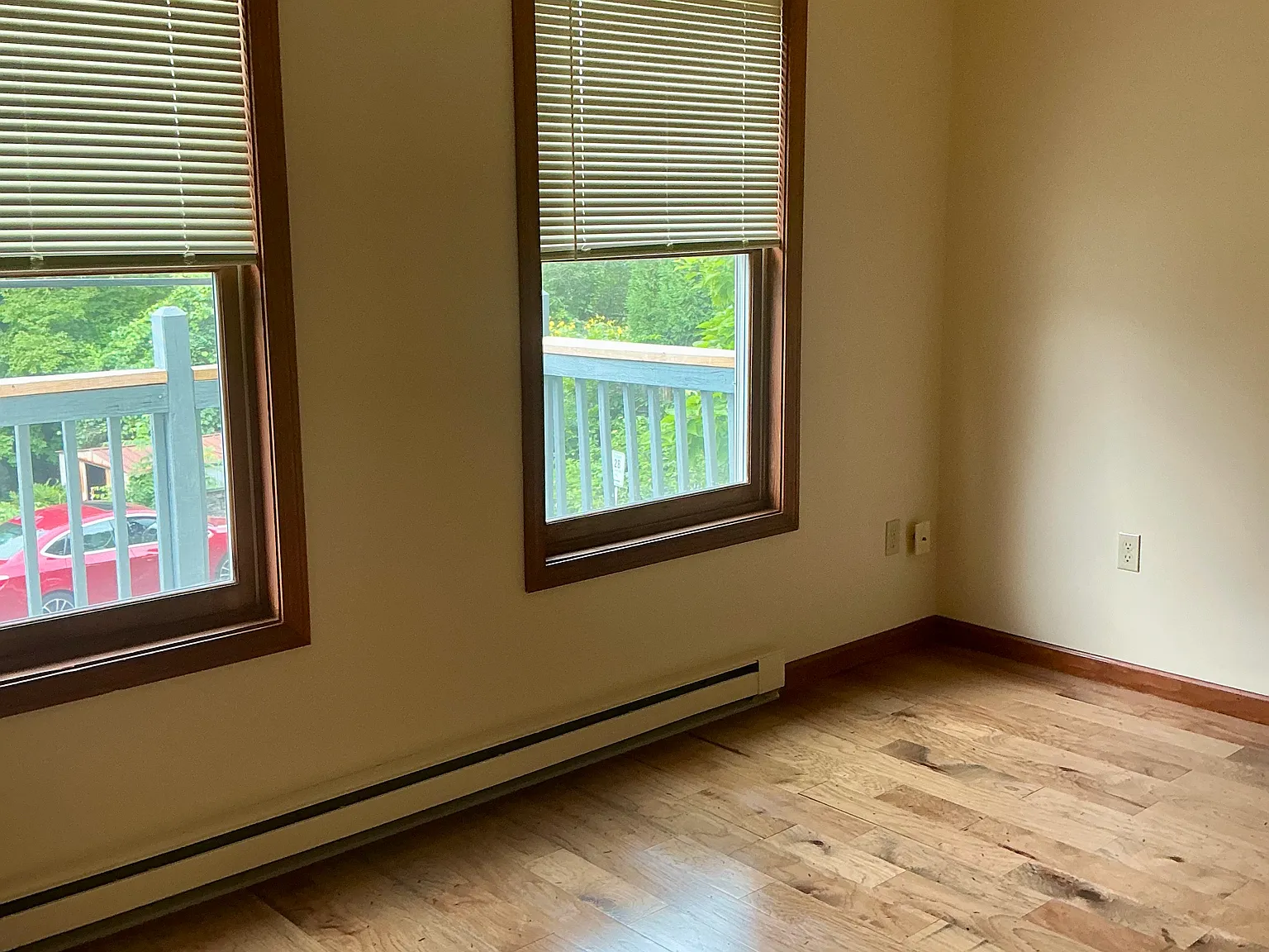 2 bed, 1.5 bath, 870 sqft, $2,350 — Photo 4
