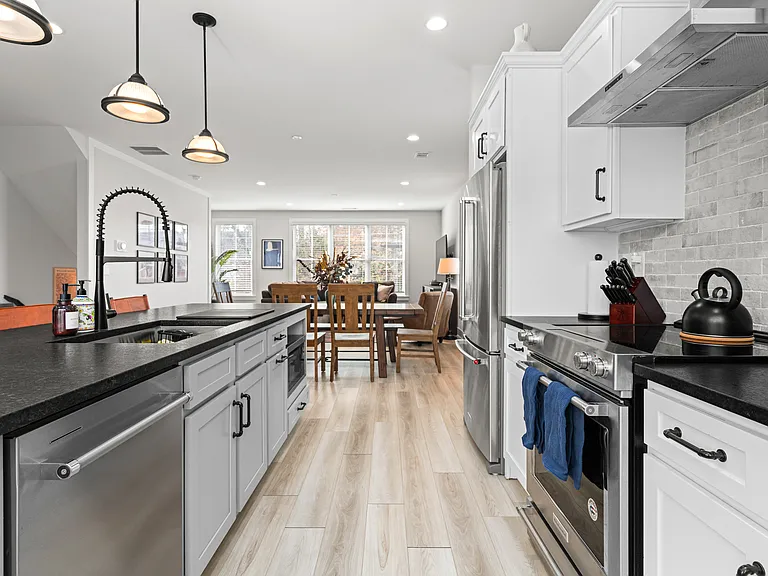 603 King Arnold St — Photo 25