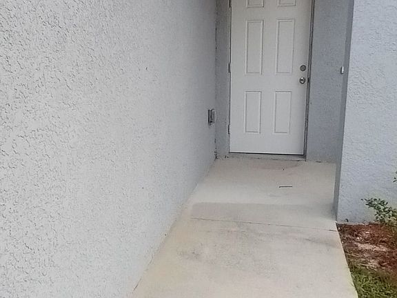 5th image of 4139 SW 8th Pl #0