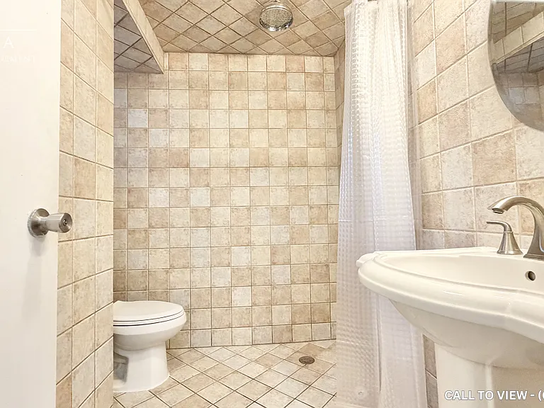 52 Rose Ave #2 — Photo 8
