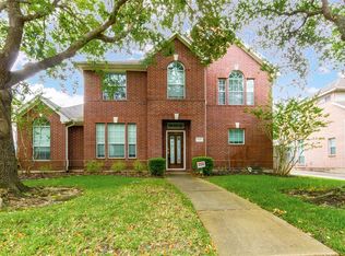 215 Wild Oak Run, Houston, TX 77094