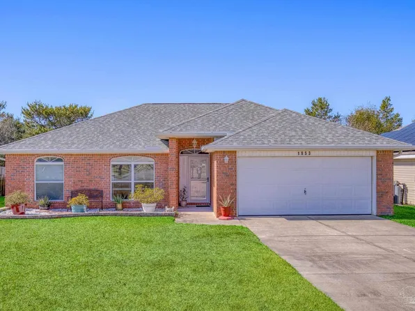 1953 Shadow Lake Dr, Gulf Breeze, FL 32563