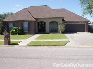 212 Devon Way, Youngsville, LA 70592