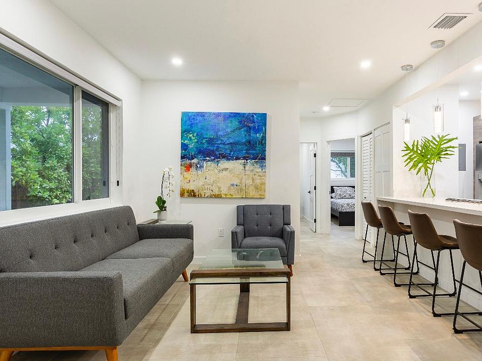 1st image of 125 NW 52nd St #125