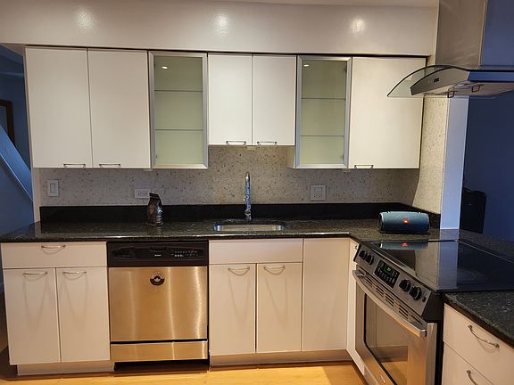 2nd image of 7618 Polk St #7618