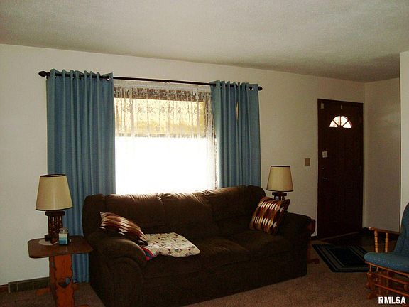 5th image of 1072 Joni Dr