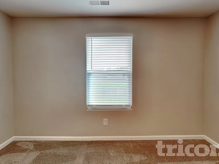 1225 Standing Oak Dr — Photo 9
