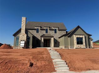 9401 Far Hills Ct, Edmond, OK 73034