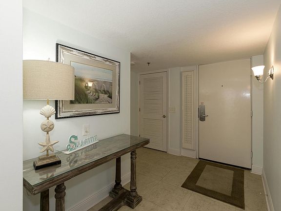 2nd image of 114 Mainsail Dr Unit 217