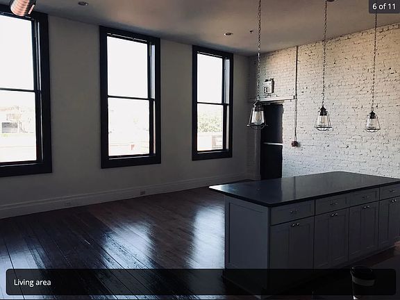 5th image of 123 W Jackson Ave #206