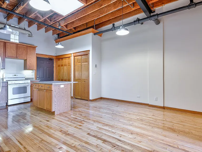 3656 N Lincoln Ave #C — Photo 6