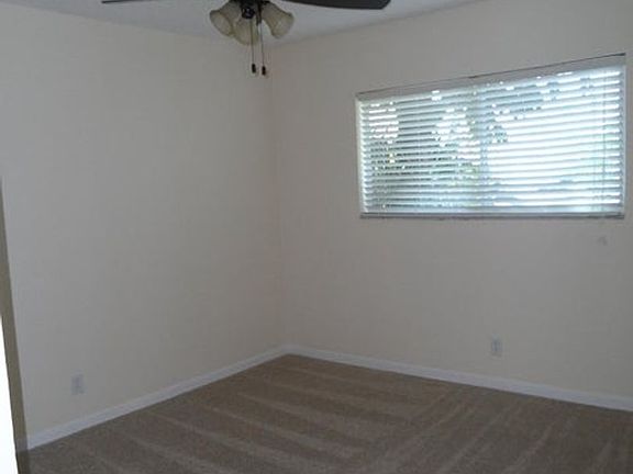 2nd image of 82 Emerald Ct