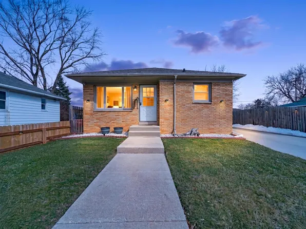 1104 North STREET, Racine, WI 53402