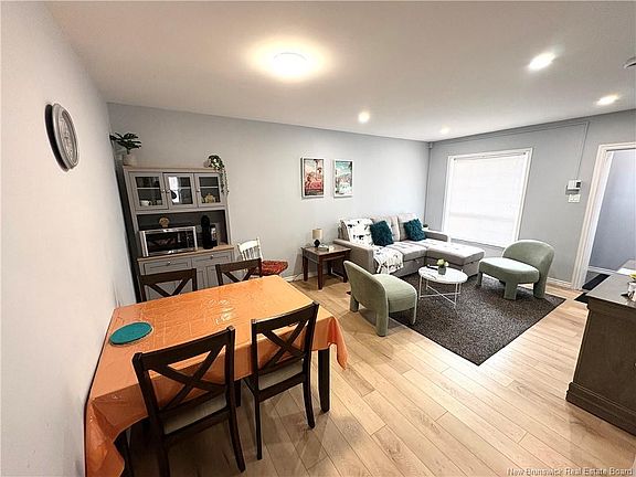 5th image of 15 Corkery St #13