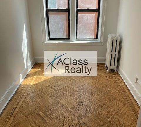 5th image of 30-03 47th St #2X