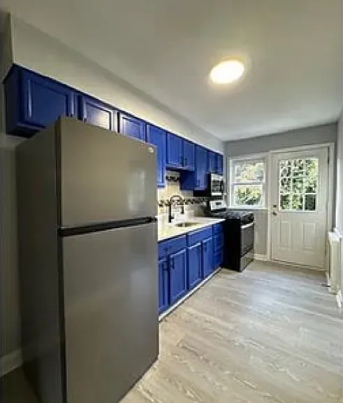 999 Kevin Rd — Photo 1