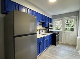 900 Kevin Rd, Baltimore, MD 21229