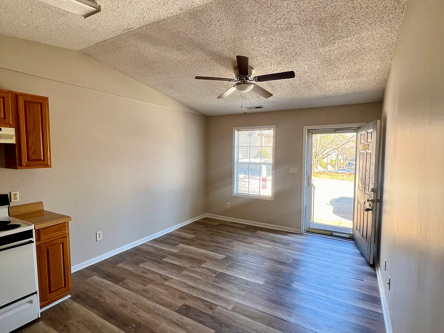 Taybran Ridge Apartments — Photo 3