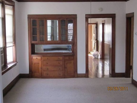 DIINING ROOM
