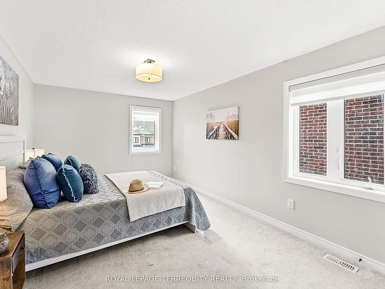 144 Underwood Dr — Photo 13