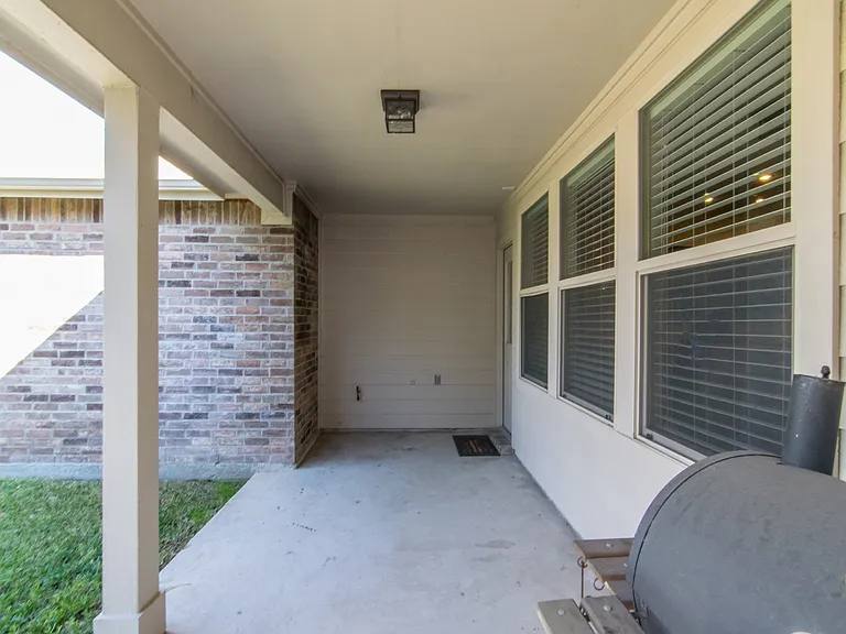 5212 Blackwood Dr — Photo 25