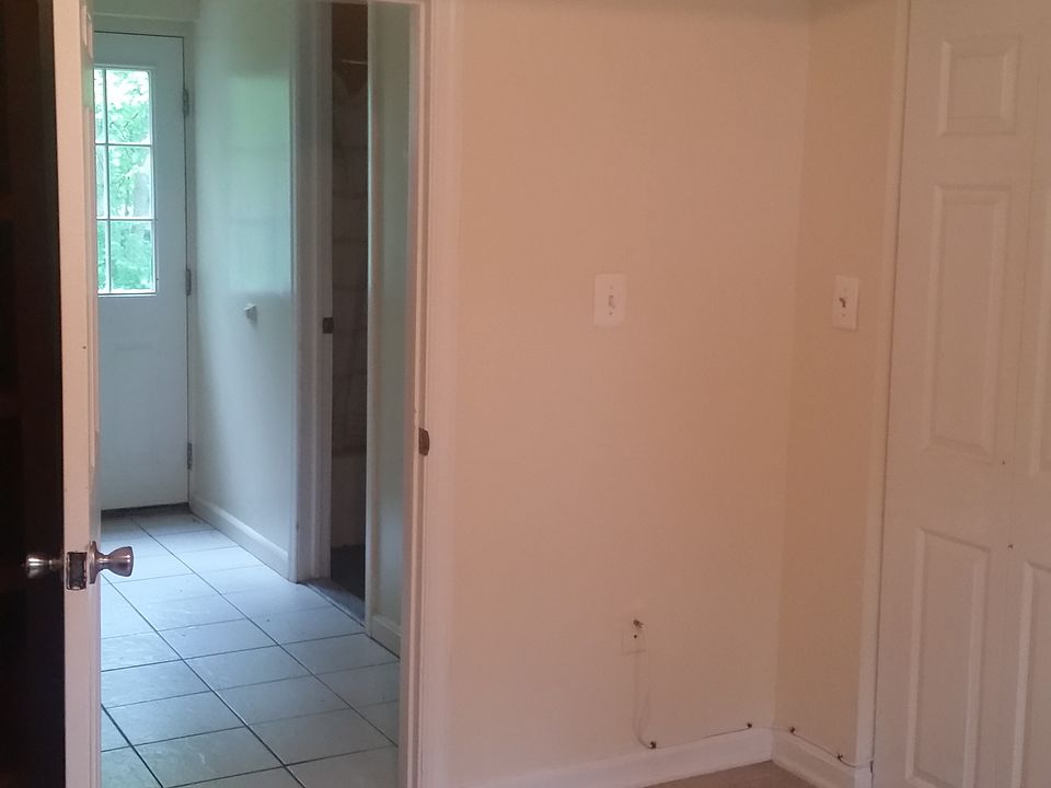 1st image of 10826 Scott Dr