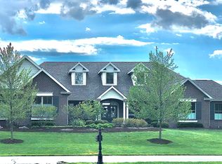 5005 Somerset Ln, Columbus, IN 47201