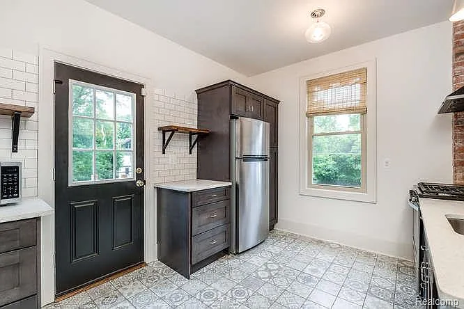 7918 E Lafayette St #4 — Photo 9