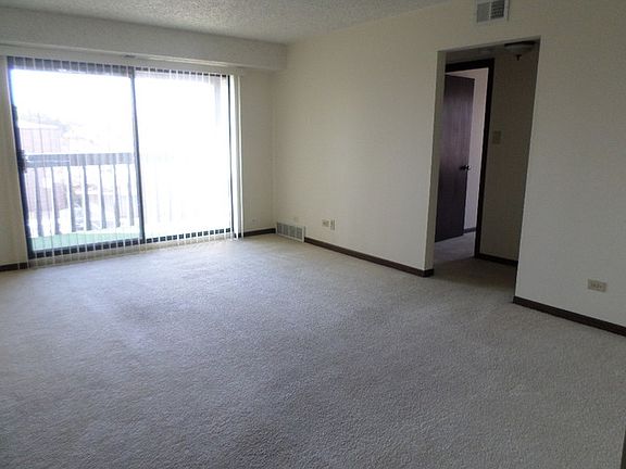 4th image of 4855 W 137th St APT C9
