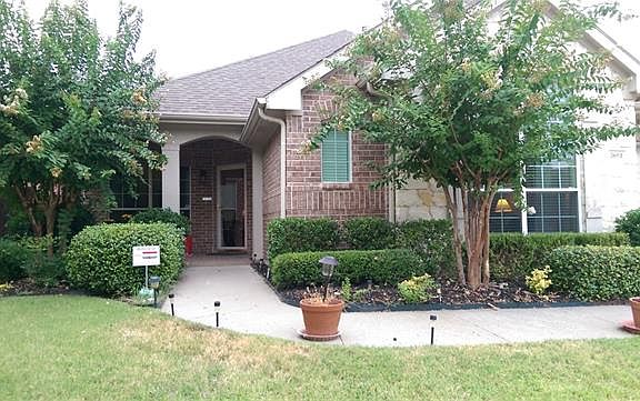 2nd image of 3604 Cockrill Dr