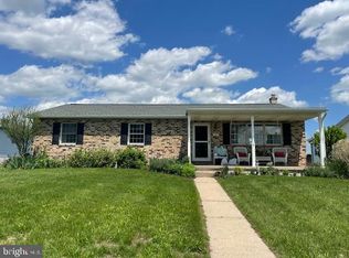 423 Estate Rd, Boyertown, PA 19512