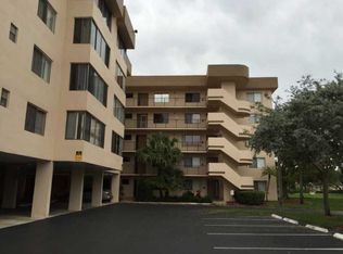 8040 Hampton Blvd APT 102, North Lauderdale, FL 33068