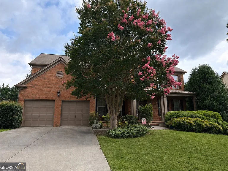 1695 Montcliff Dr — Photo 3