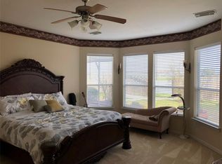 7509 Lakeside Manor Ln, Pearland, TX 77581